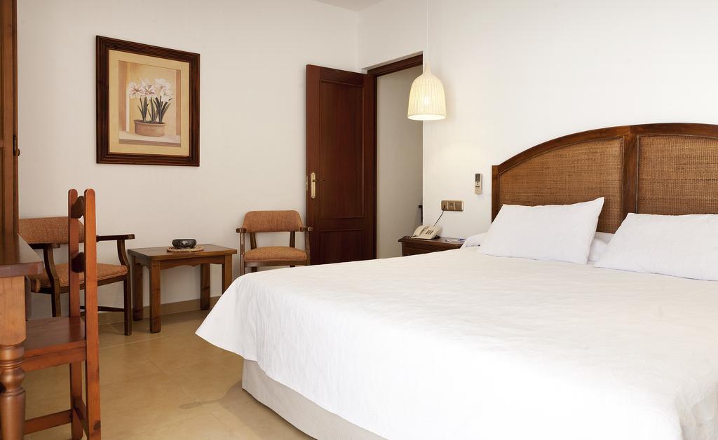 Antonio Hotel 2*